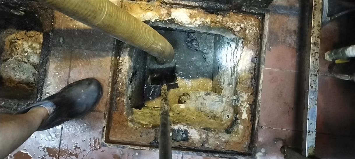 宜兴化油池清理-污水池清掏